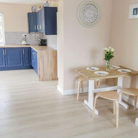 Beautiful Cottage With Gardens, Patio & Fireplace Dromahair Exteriör bild